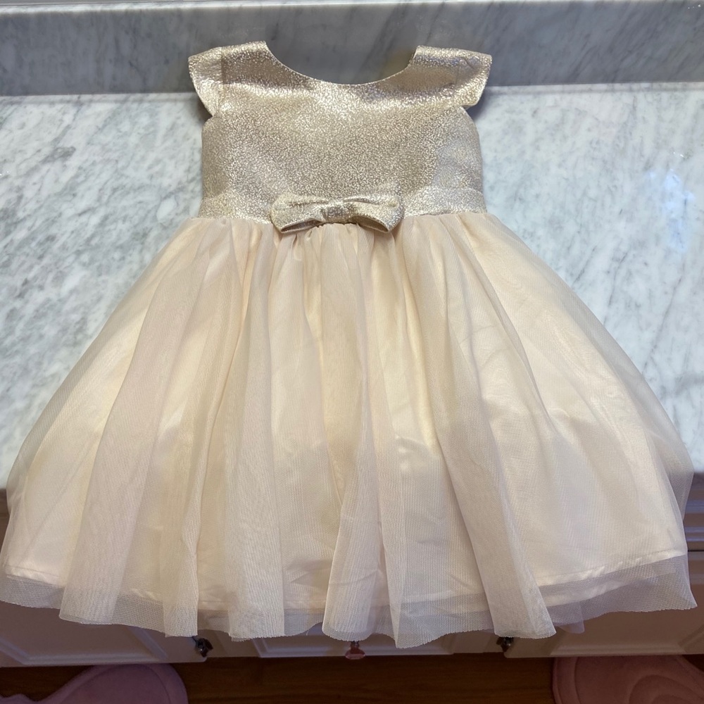 Girls Sz 8 Gold Dress NWT